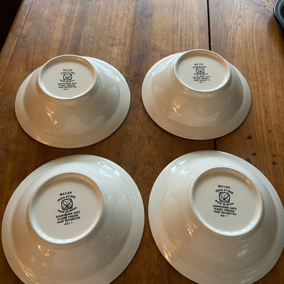 4 Vintage Mayan Iron Stone Bowls - Picture 6 of 6